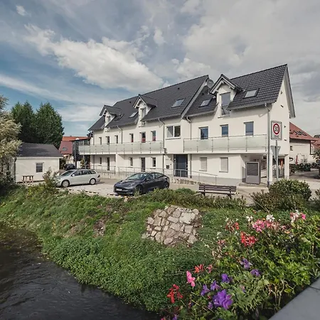 Ferienwohnungen Und Boardinghouse Heimbach In Renchen Exterior foto